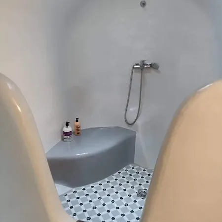 Alamana's House - Ideal For Couples * Ano Mera