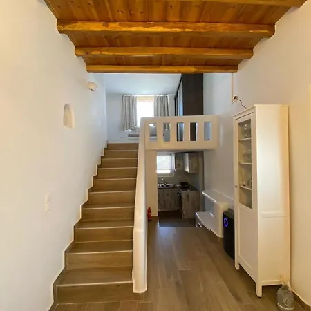 Apartman Alamana's House - Ideal For Couples Áno Merá